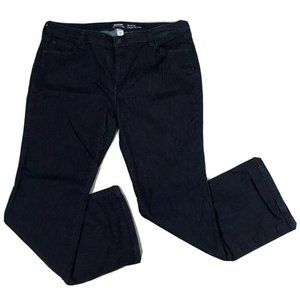 Amazon Essentials Jeans Womens Sz 18S Dark Wash Mid Rise Boot Cut Stretch Short